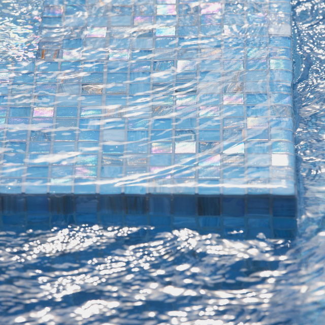 V3 E1251 high res cropped